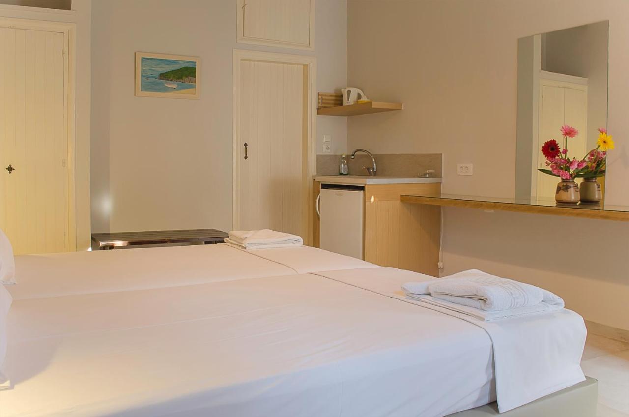 Kalypso Studios & Rooms Палеохора Экстерьер фото